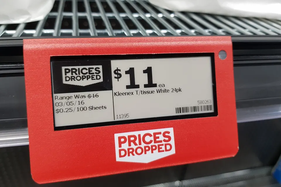 An electronic ink price tag on a supermarket shelf